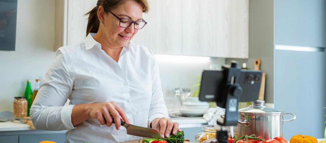 Comment stopper la prise de poids à la ménopause ?